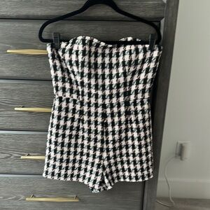 Black and pink Houndstooth Strapless Romper